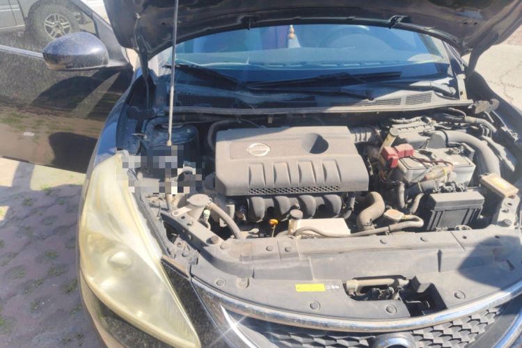 Used Nissan Tiida 2011 1.6L CVT Smart Version Engine Bay Right
