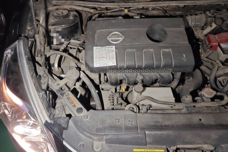 Used Nissan Tiida 2011 1.6L CVT Luxury Edition Engine Bay Right