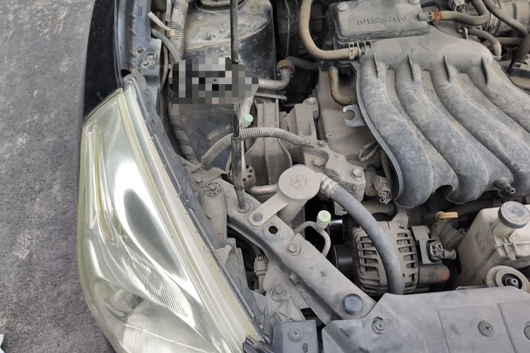 Used Nissan Tiida 2011 1.6L CVT Comfort Model Engine Bay Right