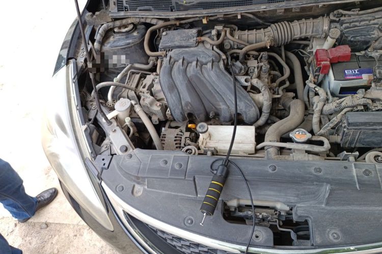 Used Nissan Tiida 2011 1.6L Manual Comfort Edition Engine Bay Right