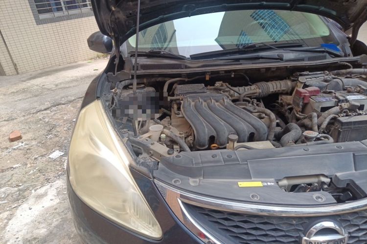 Used Nissan Tiida 2011 1.6L CVT Comfort Model Engine Bay Right