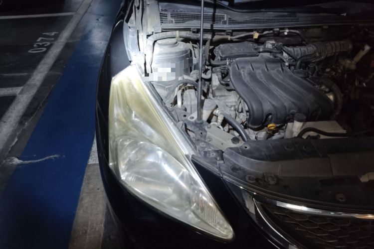 Used Nissan Tiida 2011 1.6L CVT Comfort Model Engine Bay Right
