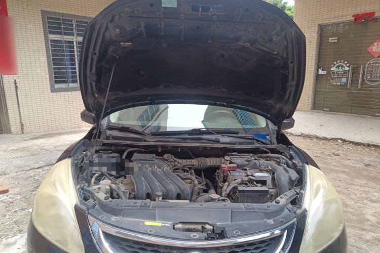 Used Nissan Tiida 2011 1.6L CVT Comfort Model Engine Bay