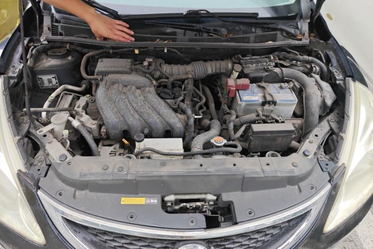 Used Nissan Tiida 2011 1.6L CVT Smart Version Engine Bay