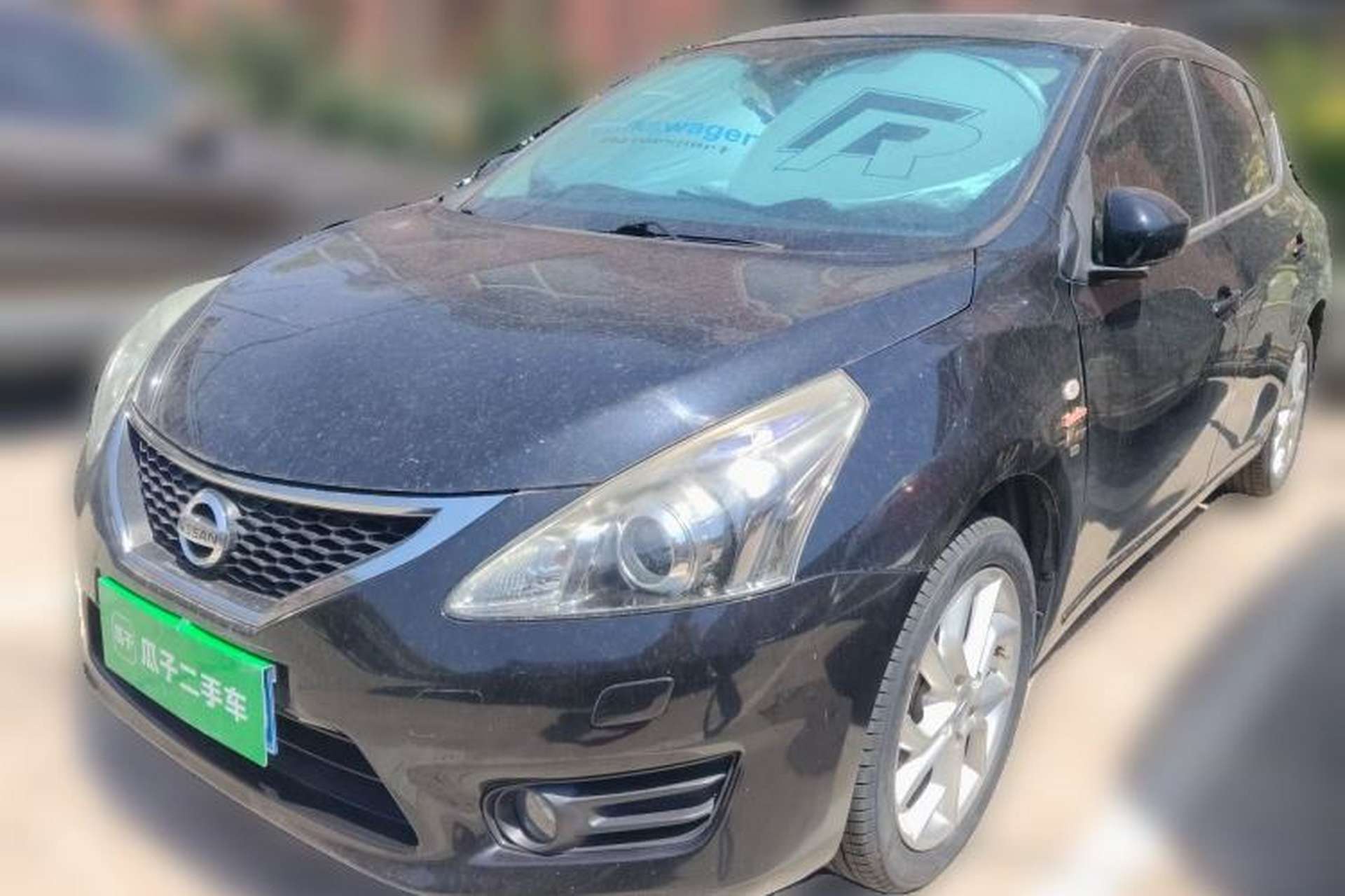 Used Nissan Tiida 2011 1.6T M-CVT Cool Edition Front Left 45 Deg