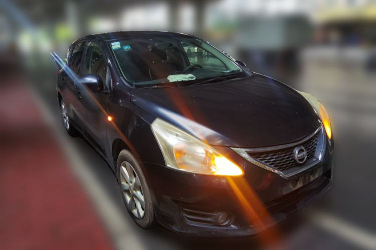 Used Nissan Tiida 2011 1.6L CVT Comfort Model Front Right 45 Deg