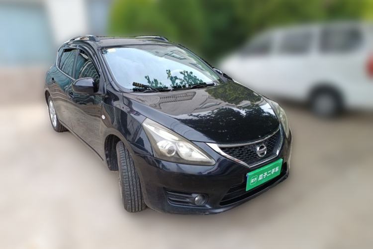 Used Nissan Tiida 2011 1.6L Manual Comfort Edition Front Right 45 Deg