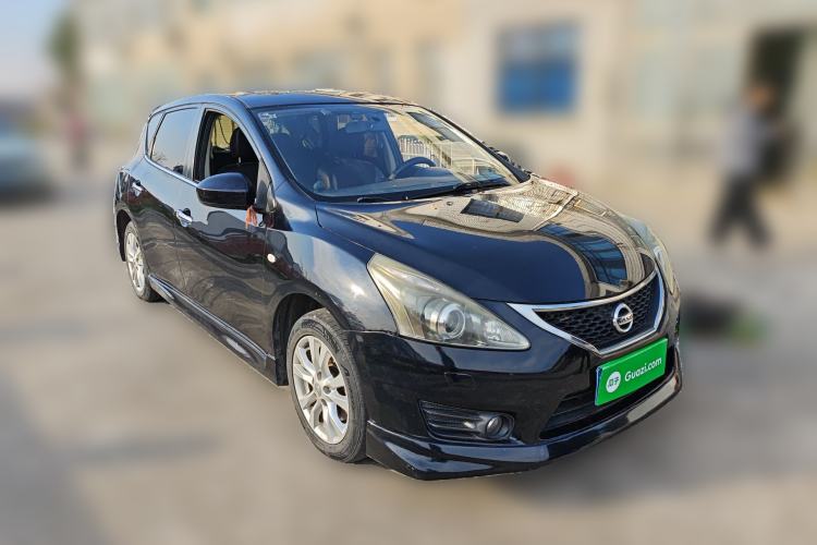 Used Nissan Tiida 2011 1.6T M-CVT Cool Edition Front Right 45 Deg