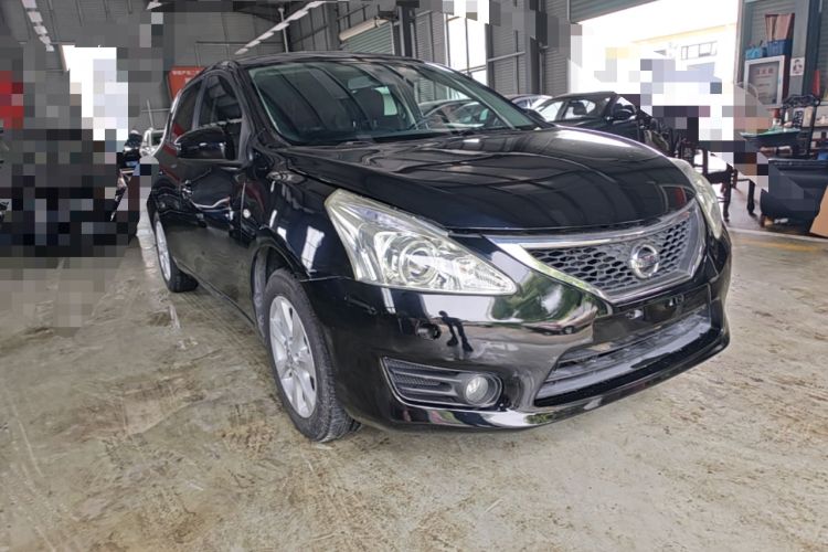 Used Nissan Tiida 2011 1.6L CVT Luxury Edition Front Right 45 Deg