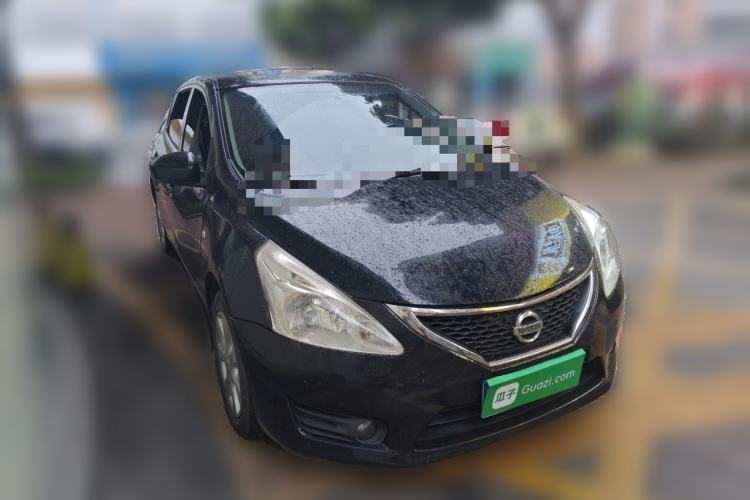 Used Nissan Tiida 2011 1.6L CVT Smart Version Front Right 45 Deg