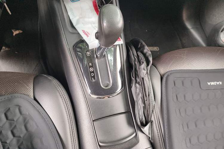 Used Nissan Tiida 2011 1.6L CVT Comfort Model Gear Lever