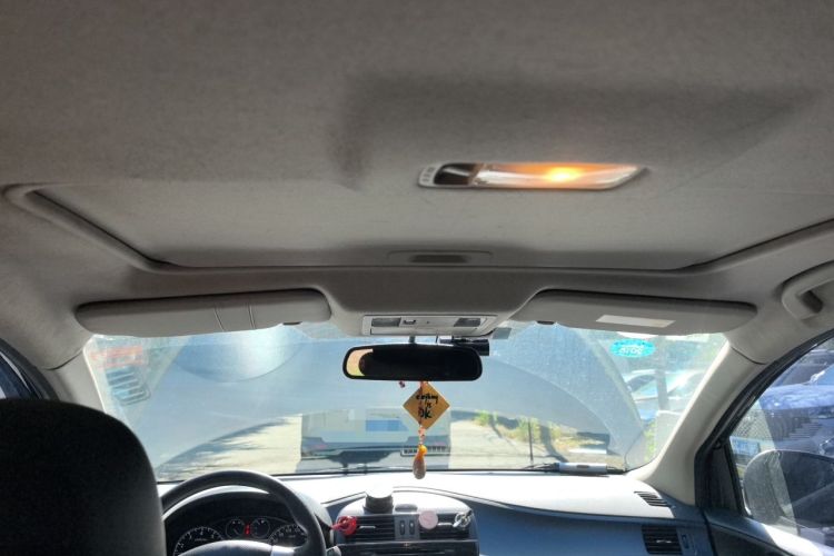 Used Nissan Tiida 2011 1.6L CVT Smart Version Headliner