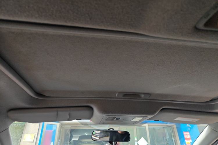 Used Nissan Tiida 2011 1.6T Manual Xuan Dong Edition Headliner