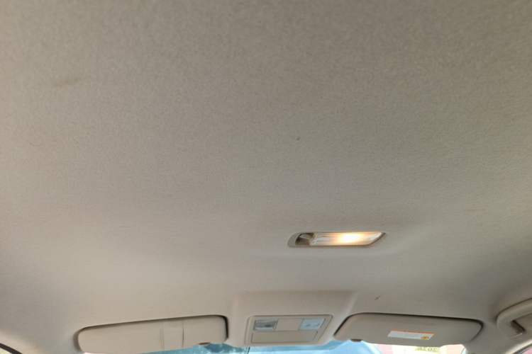 Used Nissan Tiida 2011 1.6L Manual Comfort Edition Headliner
