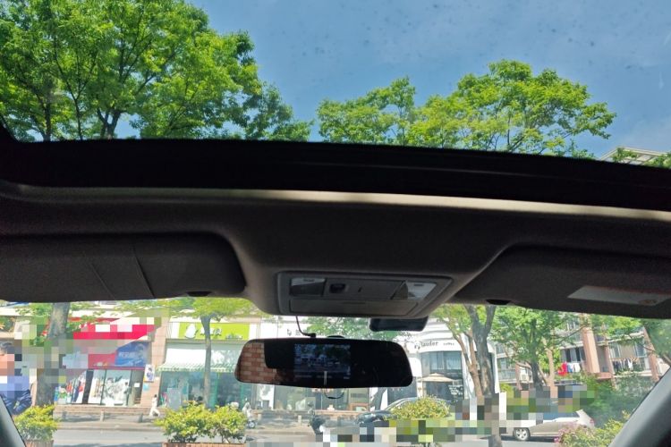 Used Nissan Tiida 2011 1.6L CVT Smart Version Headliner
