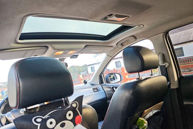 Used Nissan Tiida 2011 1.6T M-CVT Cool Edition Headliner