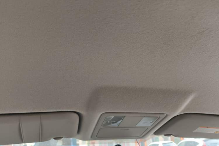 Used Nissan Tiida 2011 1.6L CVT Comfort Model Headliner