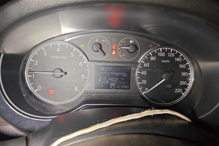 Used Nissan Tiida 2011 1.6L CVT Luxury Edition Instrument Cluster