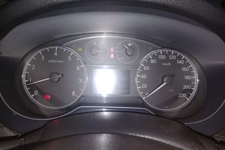 Used Nissan Tiida 2011 1.6L CVT Smart Version Instrument Cluster