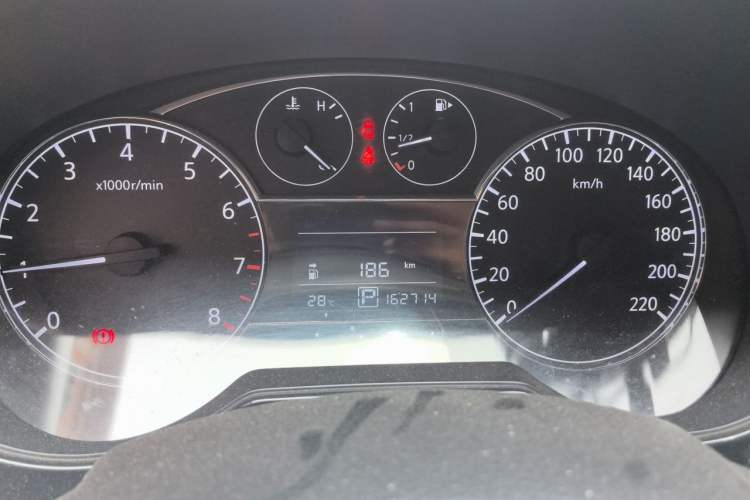 Used Nissan Tiida 2011 1.6L CVT Smart Version Instrument Cluster