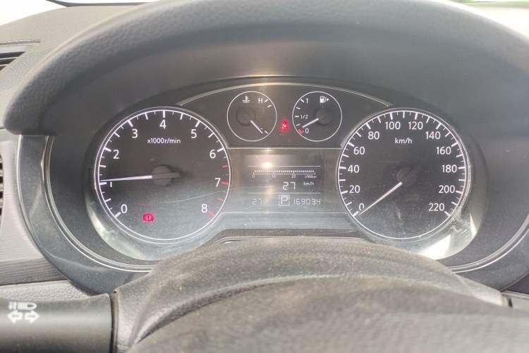 Used Nissan Tiida 2011 1.6L CVT Comfort Model Instrument Cluster