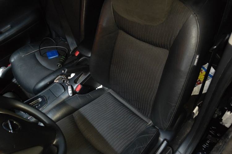 Used Nissan Tiida 2011 1.6L CVT Smart Version Left Front Seat