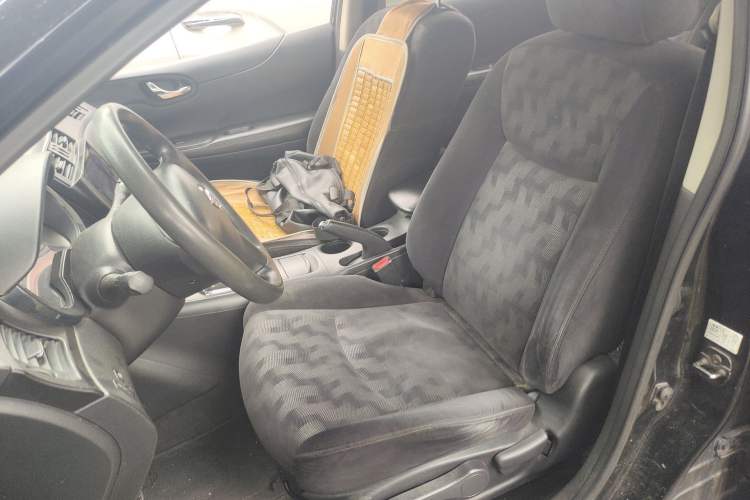 Used Nissan Tiida 2011 1.6L CVT Comfort Model Left Front Seat