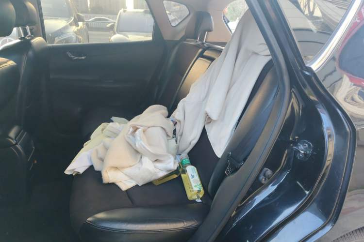 Used Nissan Tiida 2011 1.6L CVT Smart Version Left Rear Seat