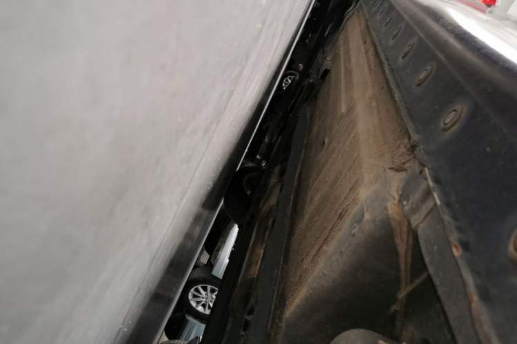 Used Nissan Tiida 2011 1.6L CVT Comfort Model Left Side Sill