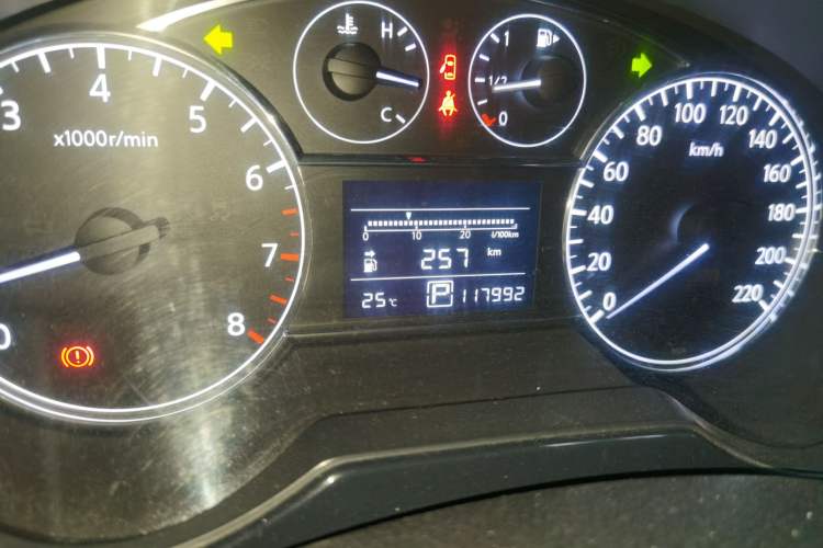 Used Nissan Tiida 2011 1.6L CVT Comfort Model Odometer Close Up