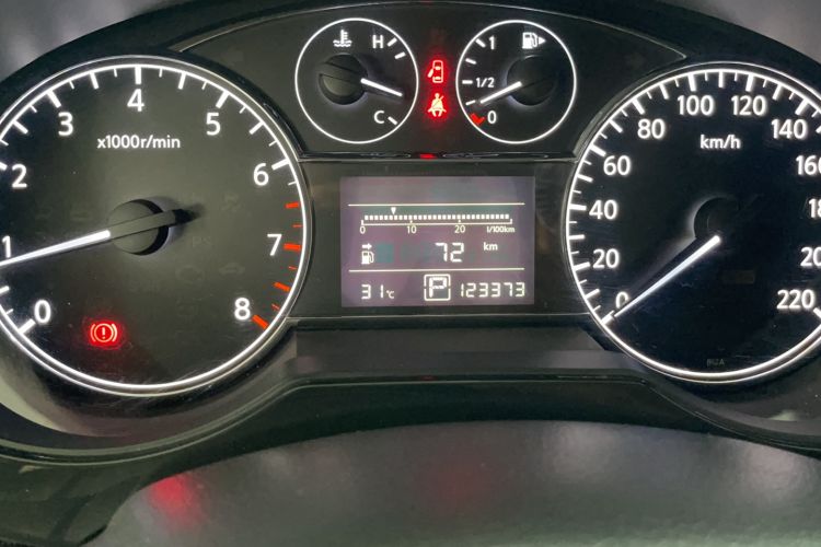 Used Nissan Tiida 2011 1.6L CVT Comfort Model Odometer Close Up