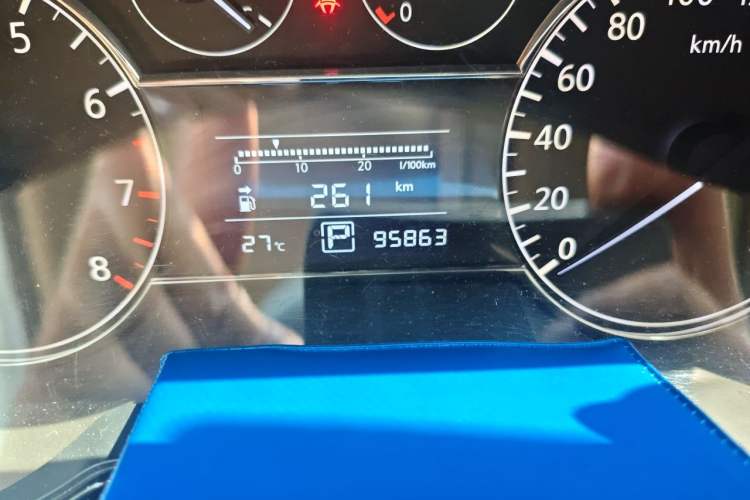 Used Nissan Tiida 2011 1.6L CVT Comfort Model Odometer Close Up