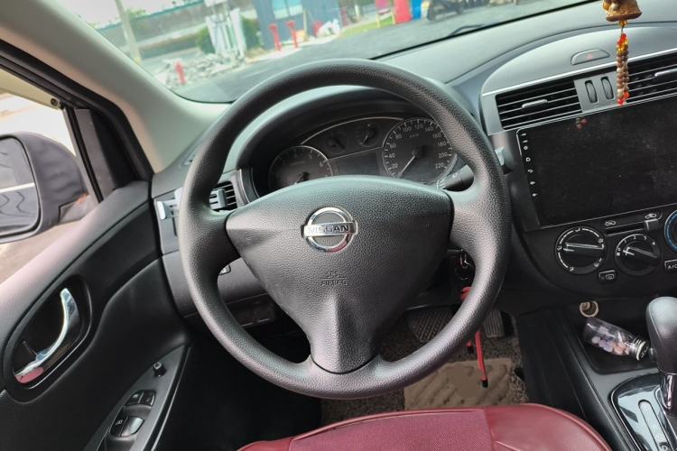 Used Nissan Tiida 2011 1.6L CVT Comfort Model Steering Wheel