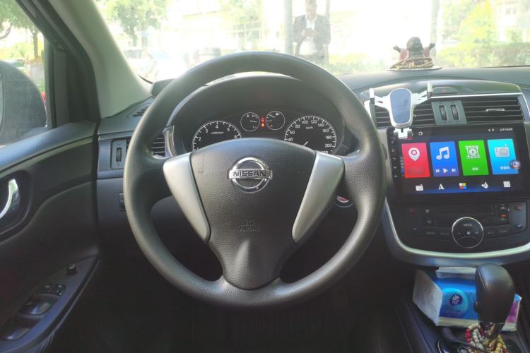Used Nissan Tiida 2011 1.6L CVT Smart Version Steering Wheel
