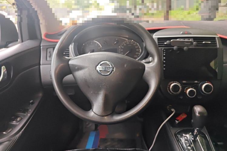 Used Nissan Tiida 2011 1.6L CVT Comfort Model Steering Wheel