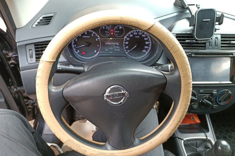 Used Nissan Tiida 2011 1.6L Manual Comfort Edition Steering Wheel
