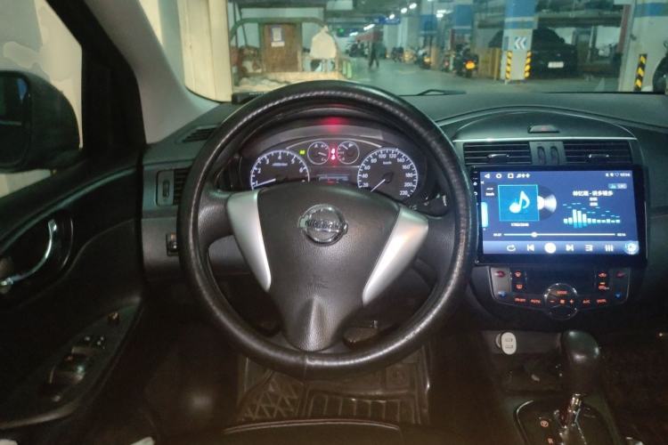 Used Nissan Tiida 2011 1.6L CVT Smart Version Steering Wheel