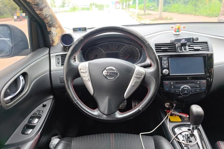 Used Nissan Tiida 2011 1.6T M-CVT Cool Edition Steering Wheel