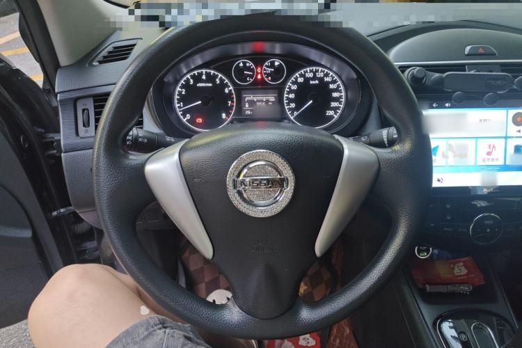 Used Nissan Tiida 2011 1.6L CVT Smart Version Steering Wheel