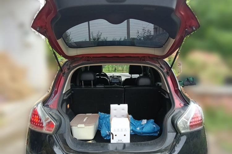 Used Nissan Tiida 2011 1.6T Manual Xuan Dong Edition Trunk