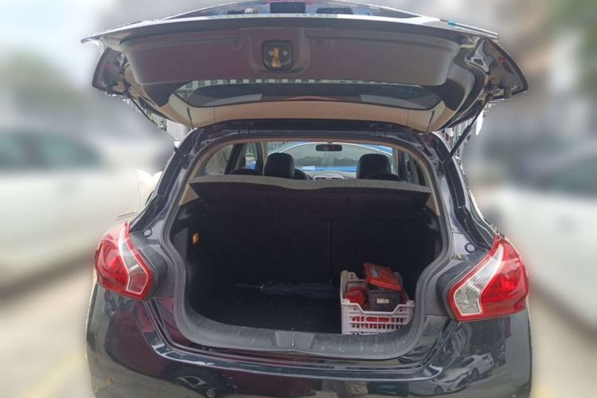 Used Nissan Tiida 2011 1.6L CVT Smart Version Trunk