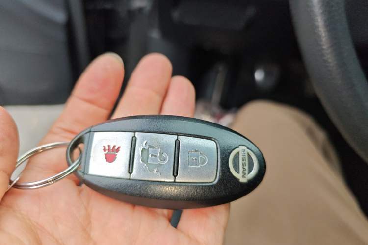 Used Nissan Tiida 2011 1.6L Manual Comfort Edition Vehicle Key