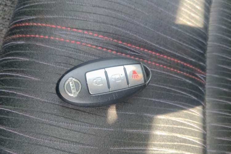 Used Nissan Tiida 2011 1.6T M-CVT Cool Edition Vehicle Key