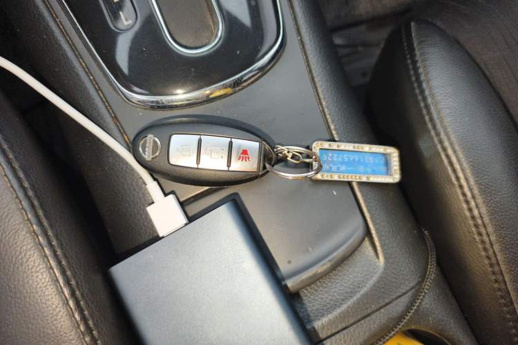 Used Nissan Tiida 2011 1.6L CVT Smart Version Vehicle Key