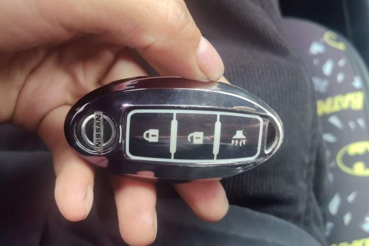 Used Nissan Tiida 2011 1.6T Manual Xuan Dong Edition Vehicle Key