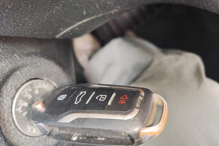Used Nissan Tiida 2011 1.6L CVT Comfort Model Vehicle Key