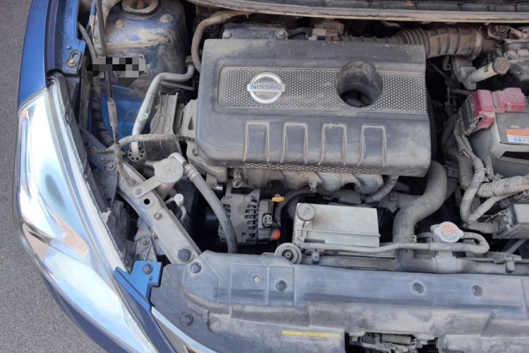 Used Nissan Tiida 2011 1.6L CVT Smart Version Engine Bay Right