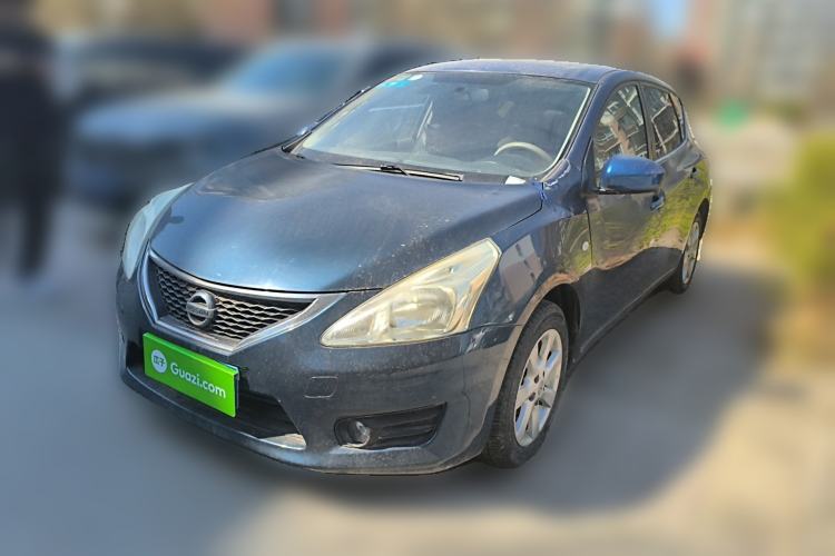 Used Nissan Tiida 2011 1.6L CVT Smart Version Front Left 45 Deg