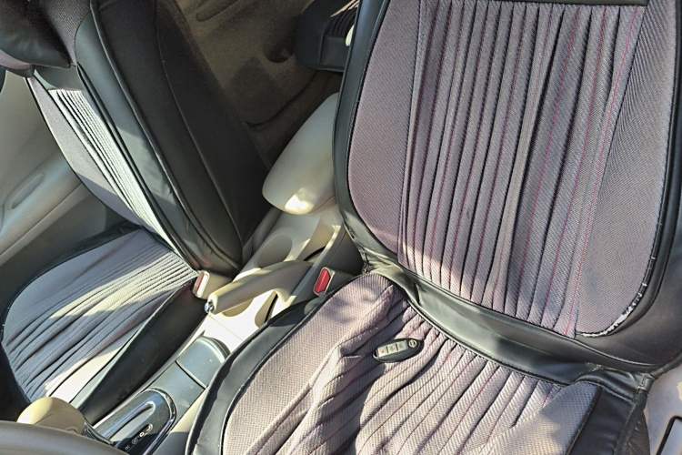 Used Nissan Tiida 2011 1.6L CVT Smart Version Left Front Seat