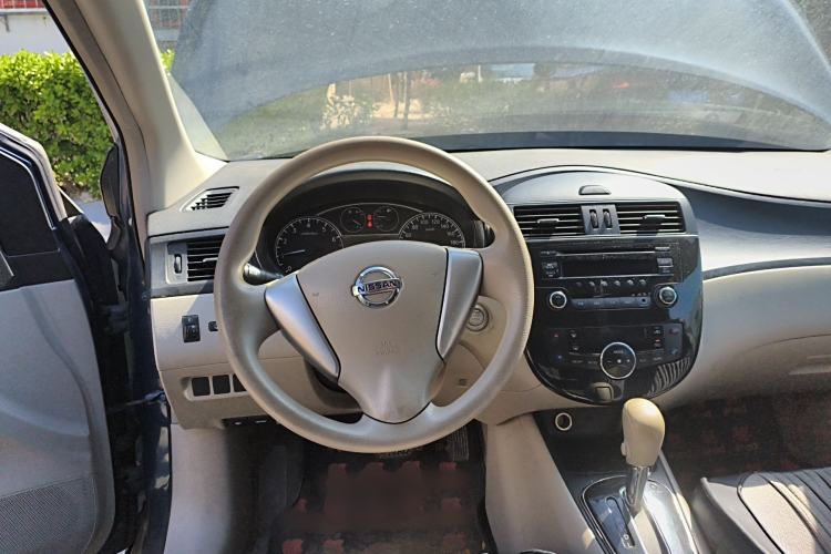 Used Nissan Tiida 2011 1.6L CVT Smart Version Steering Wheel